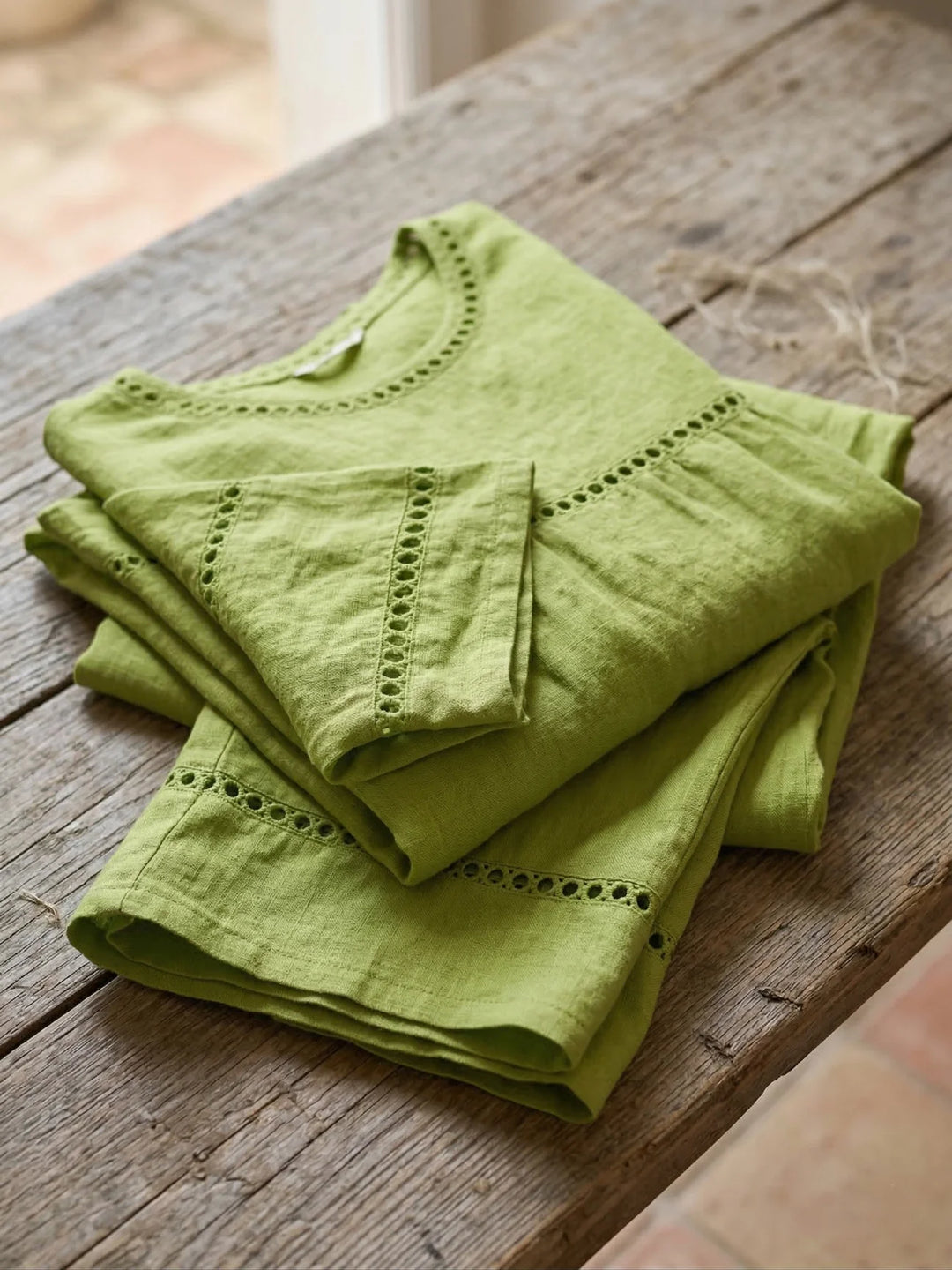 Marielle | Soft Linen Two-Piece Set with Lace Detail