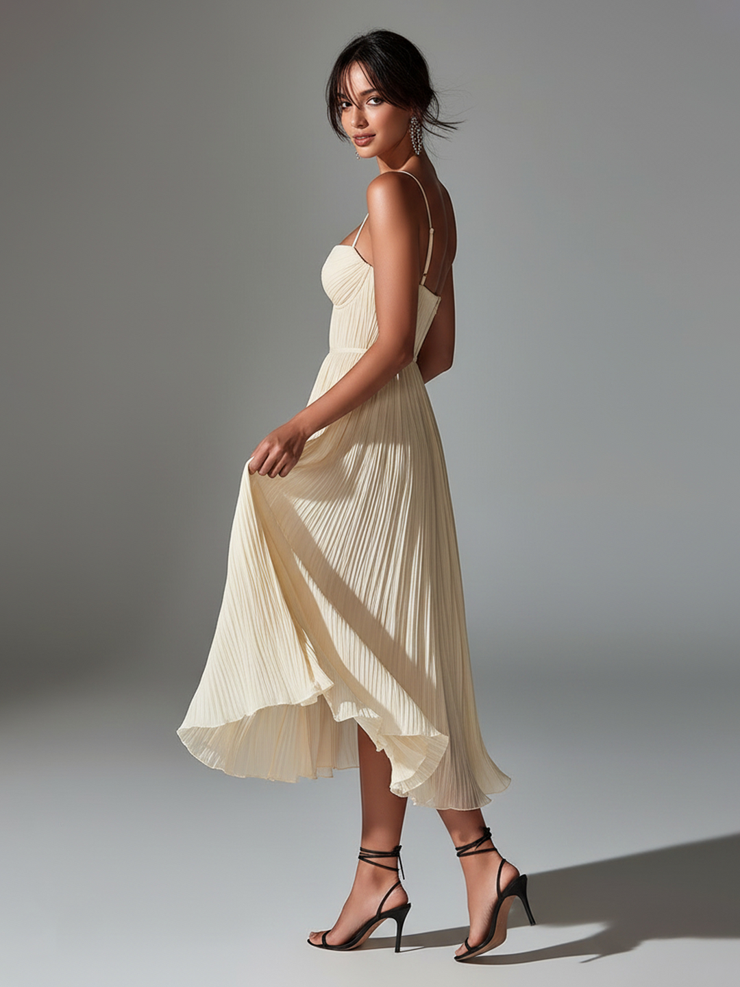 Alora | Chic Elegant Off-White