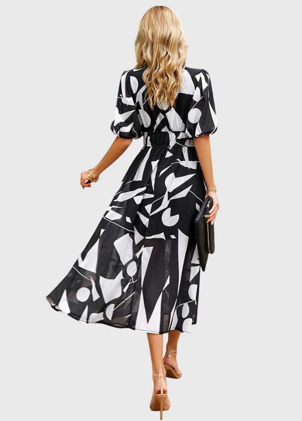 Jamie | Flattering Floral Midi Dress