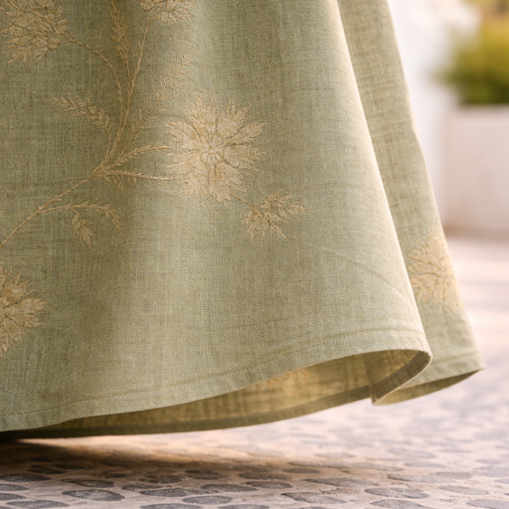 Susan | Floral Dress with a Summer Vibe