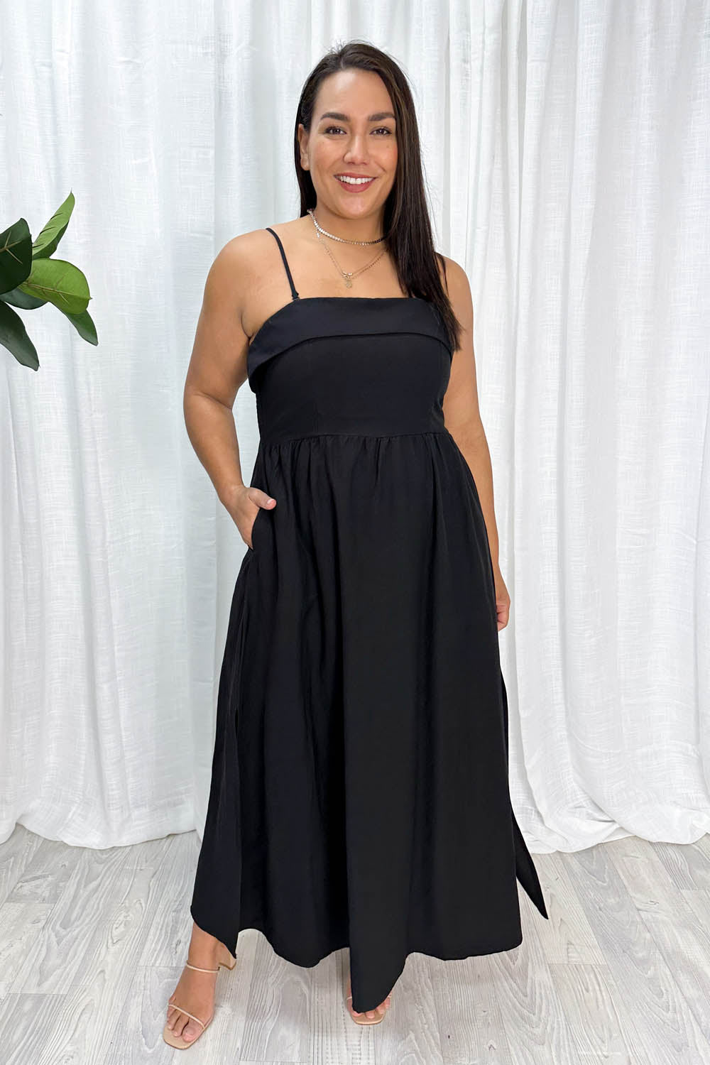 Amara™ | Timeless Convertible Maxi Dress