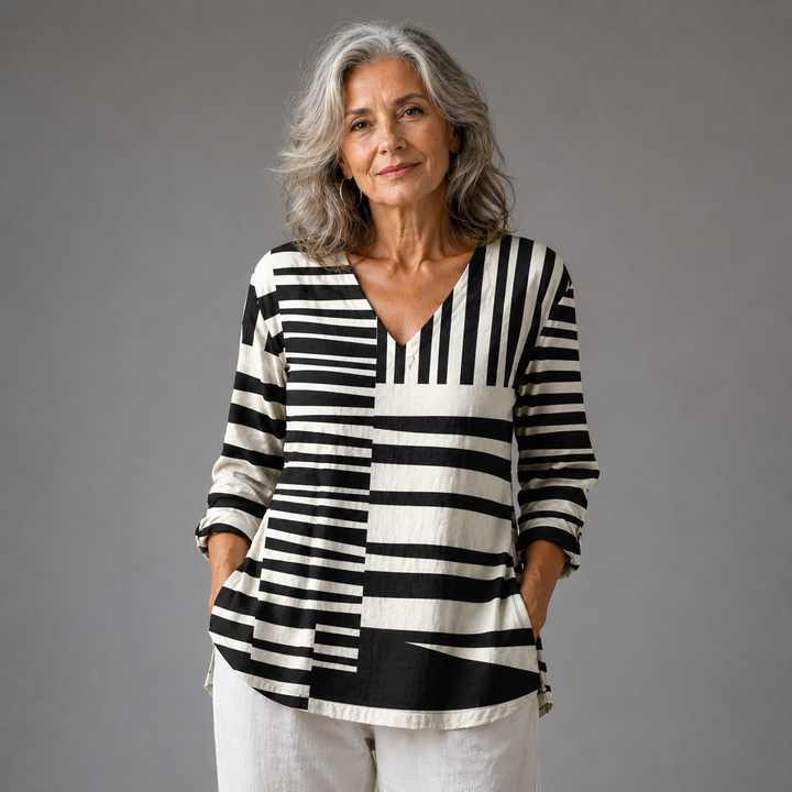 Nakkaremia | Long Blouse with V-Neck